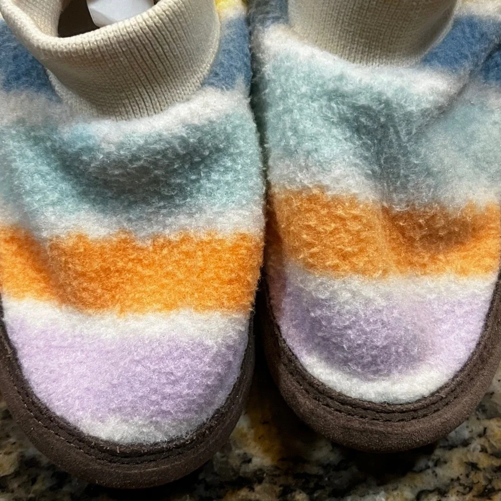 LL Bean Toddler Fleece Striped Slippers Multi-Color Pastel Knit Collar 7-8